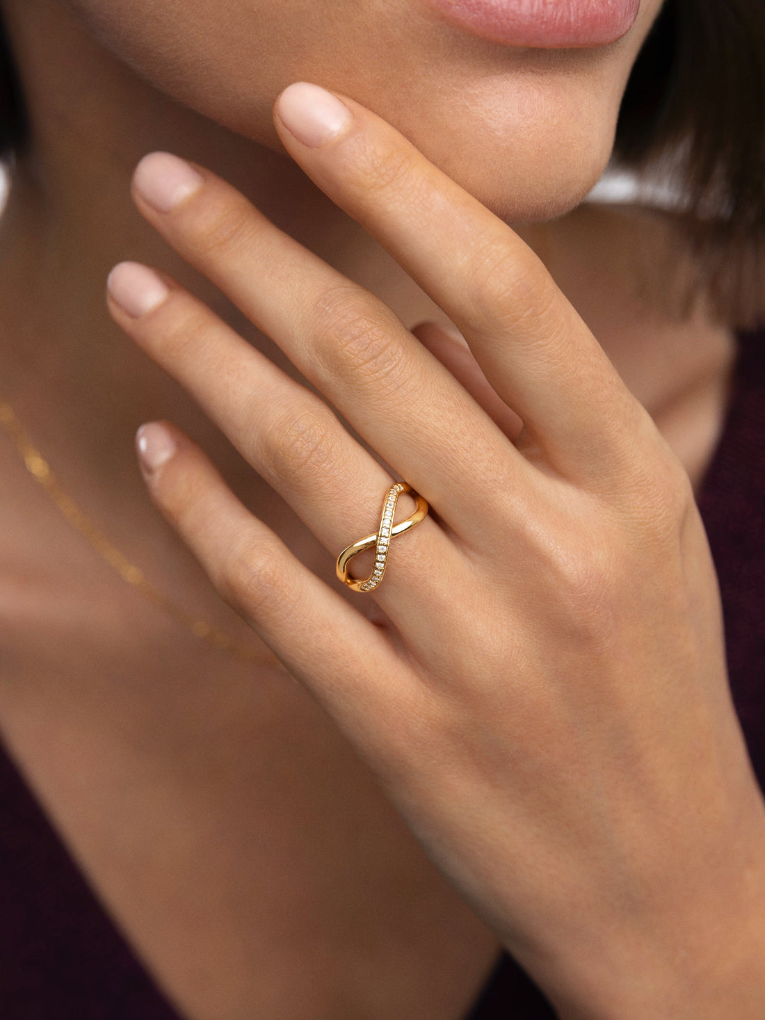 Eterna Sparks Gold Ring