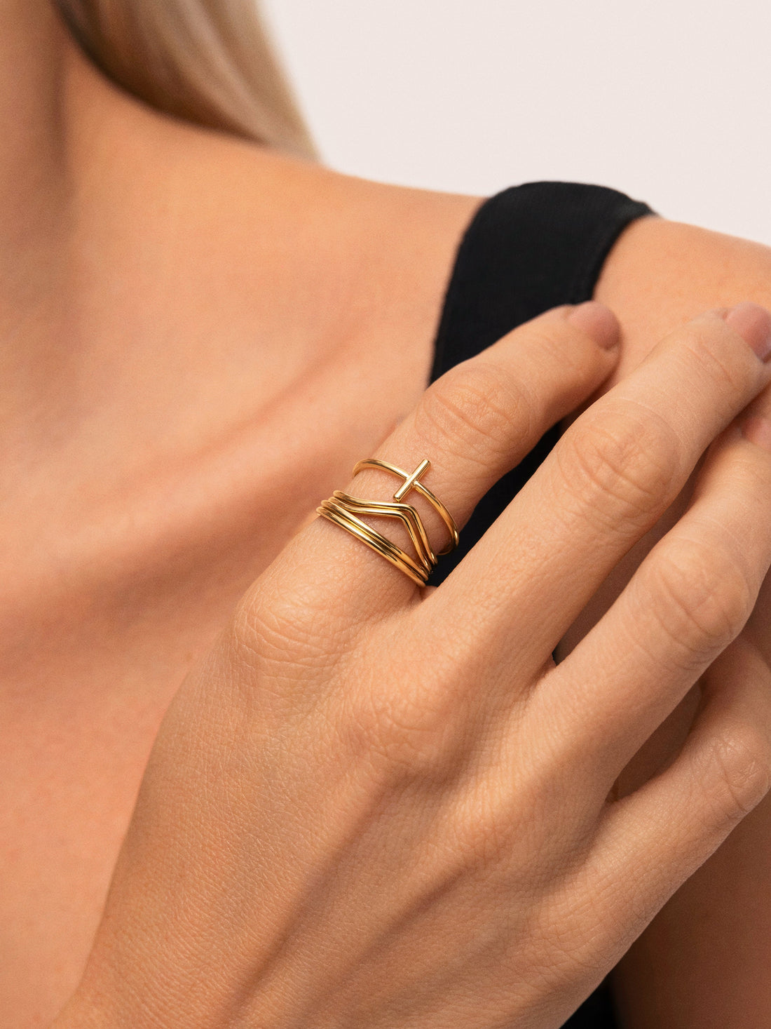Nefertiti Pack 5 Stainless Steel Gold Rings