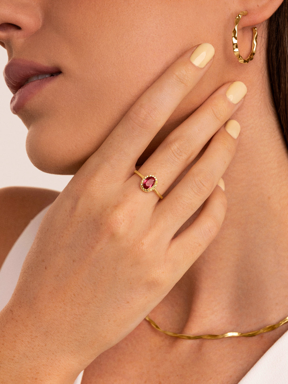 Strawberry Colors Gold Ring